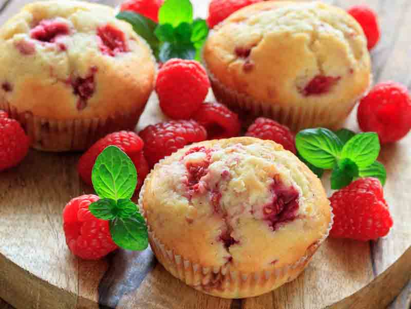 Low-Fat-Raspberry-Corn-Muffins